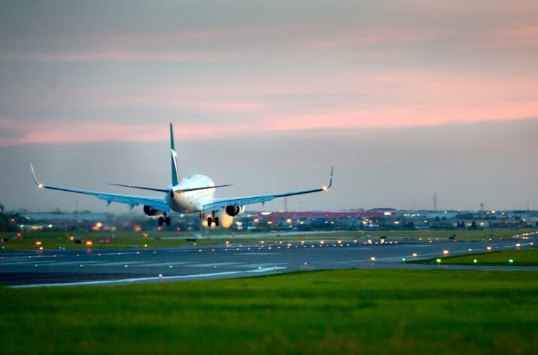 Airplane Landing at Airport Airplane Landing at Airport
